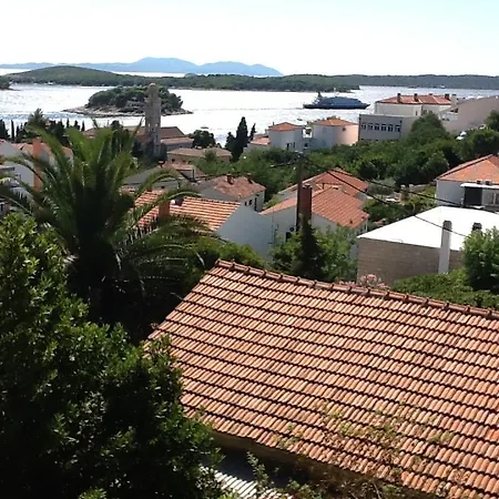 Rosaria * Hvar Town